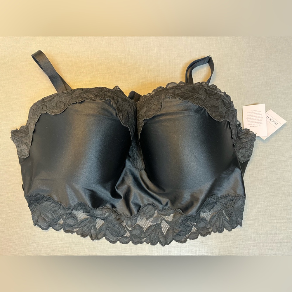 Plus size bra / bralet. Satin cups w/ lace trim. Padded, balconette Black 2X NWT
